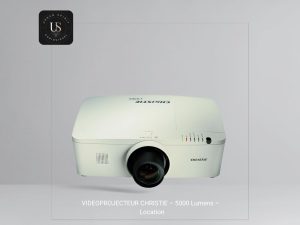 Vidéoprojecteur Christie 5000 Lumens HD – location professionnelle Urban Spirit