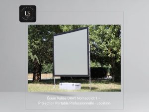 Écran valise Nomaddict 1 format 16:9 monté en extérieur