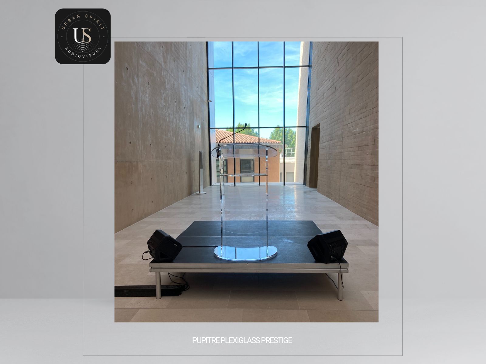 Pupitre Plexiglass Transparent – Haut de Gamme – Location – Image 2