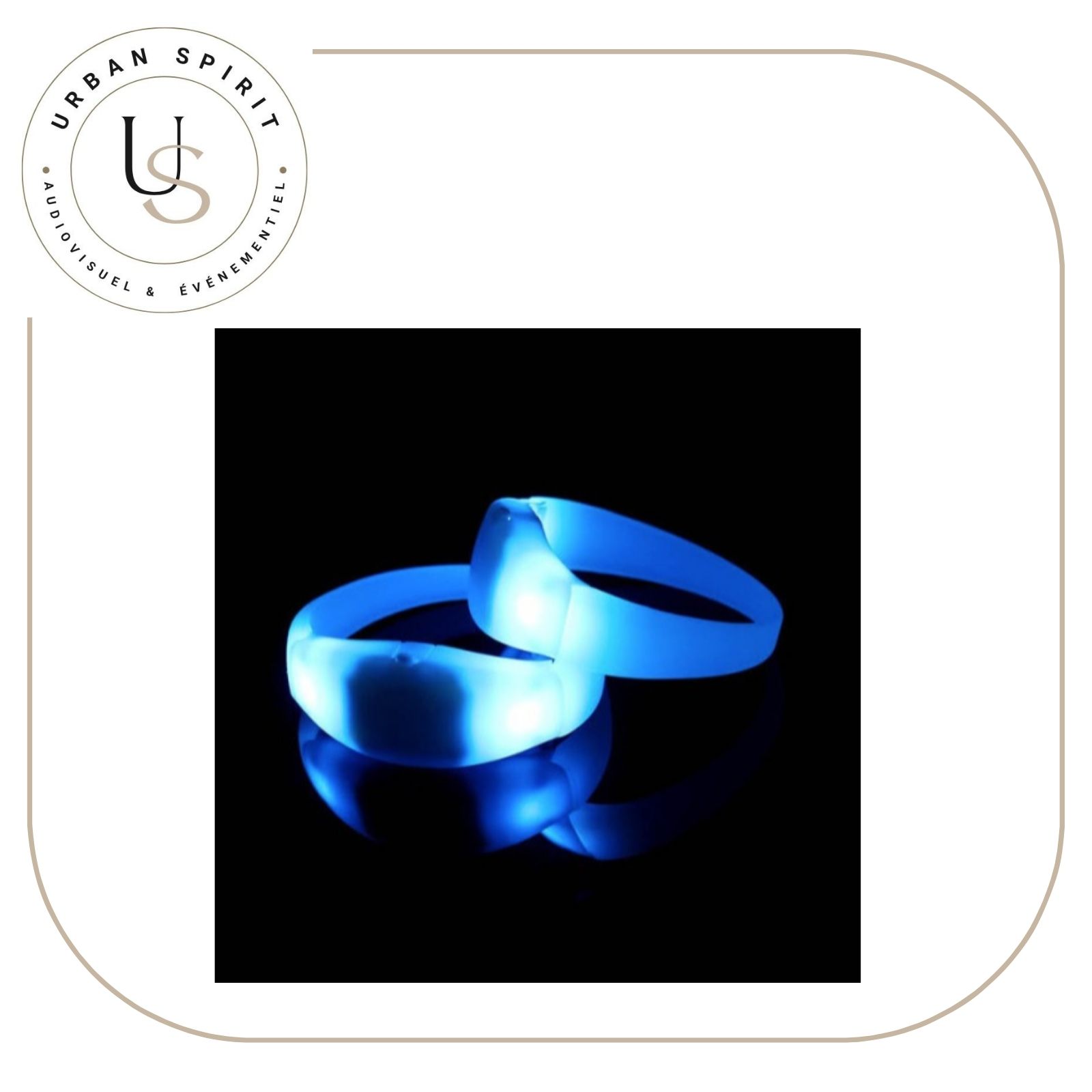 Bracelets LED pilotés gros plan deux bracelets bleus – location Urban Spirit Audiovisuel