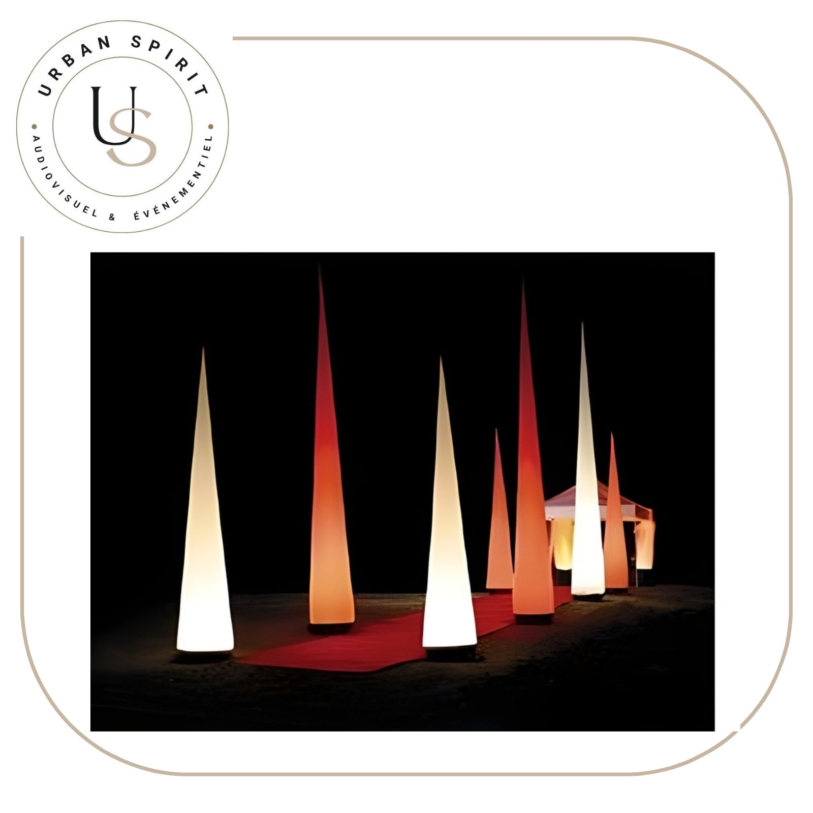 Showtec LED AIRCONE DMX colonnes lumineuses décoratives sur tapis rouge – location Urban Spirit Audiovisuel